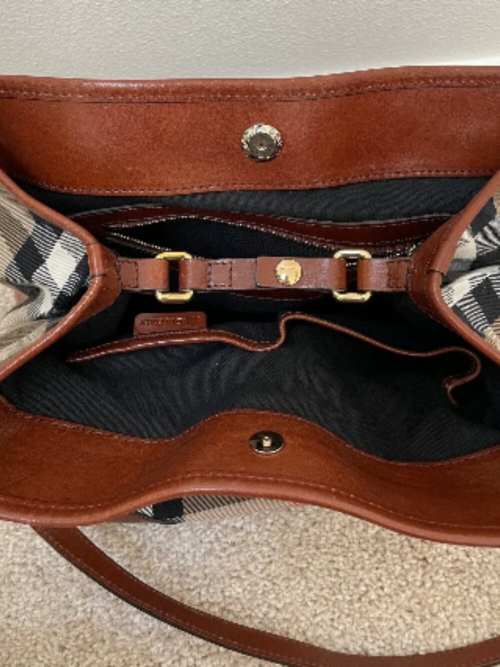 Burberry Canturbury Tote - Picture 3 of 14
